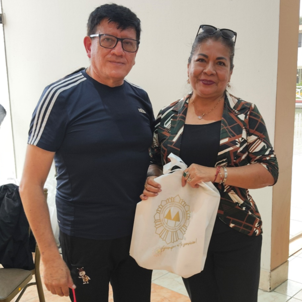 Presidente y socia